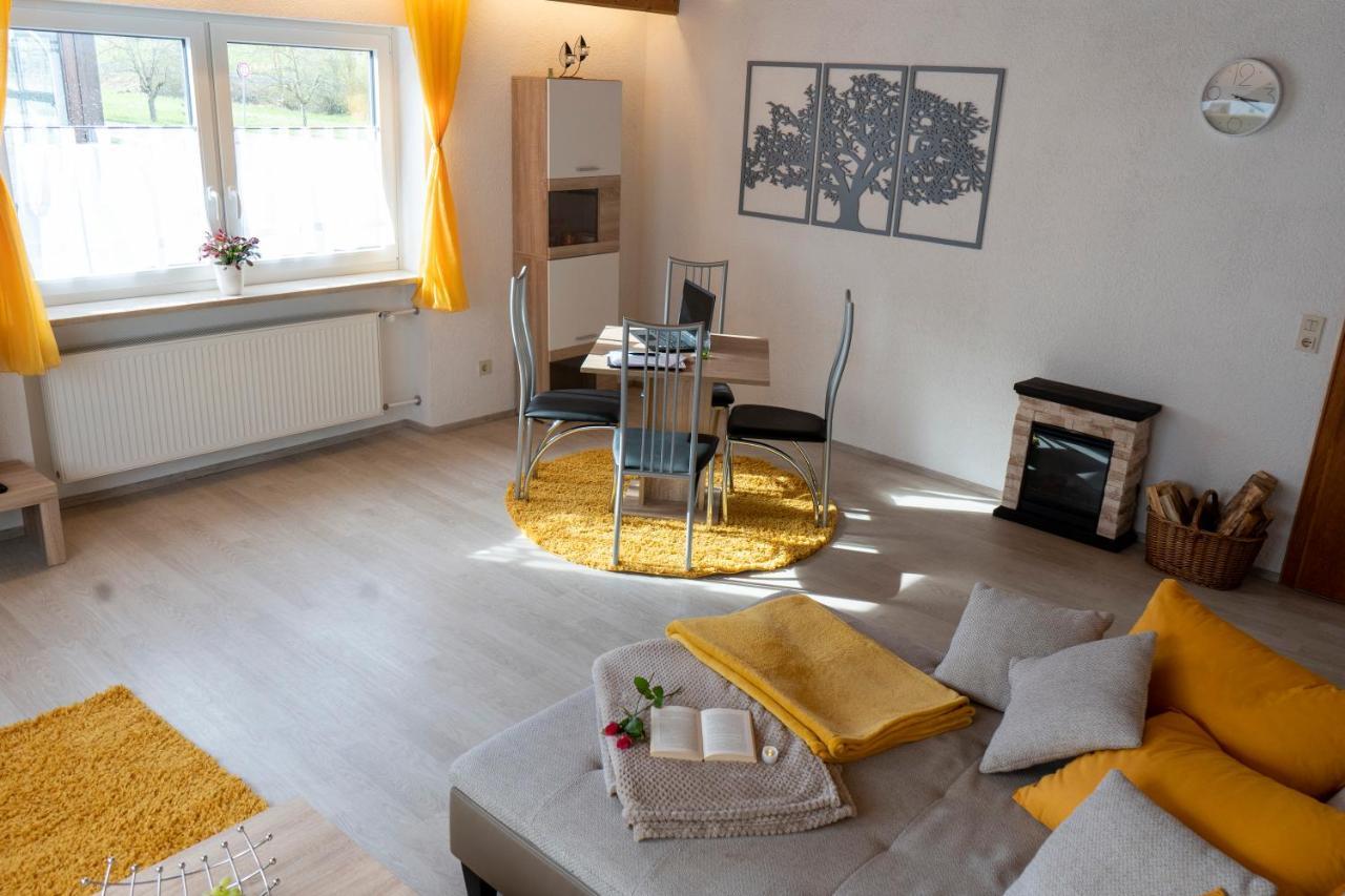 Ferienwohnung Hertreiter In Dingolfing 110Qm Buitenkant foto