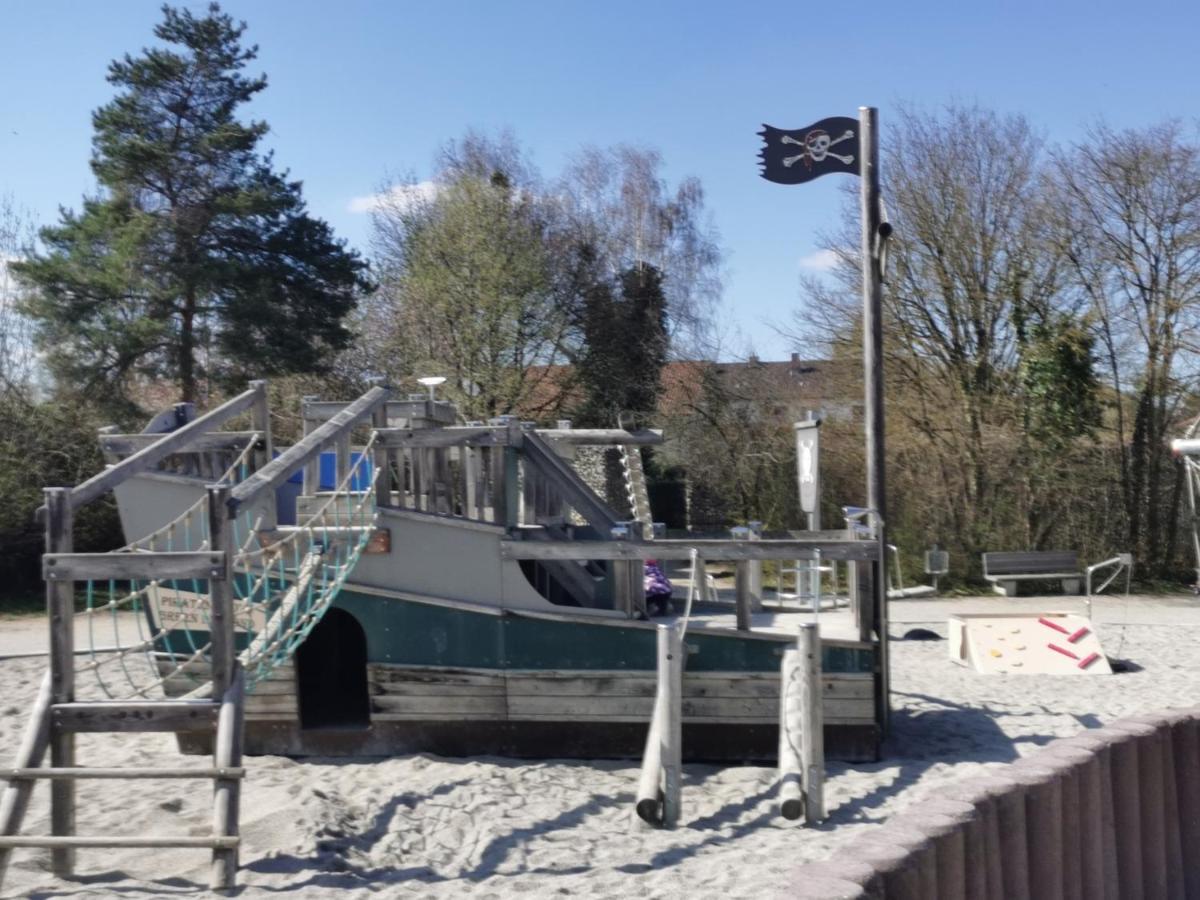 Ferienwohnung Hertreiter In Dingolfing 110Qm Buitenkant foto